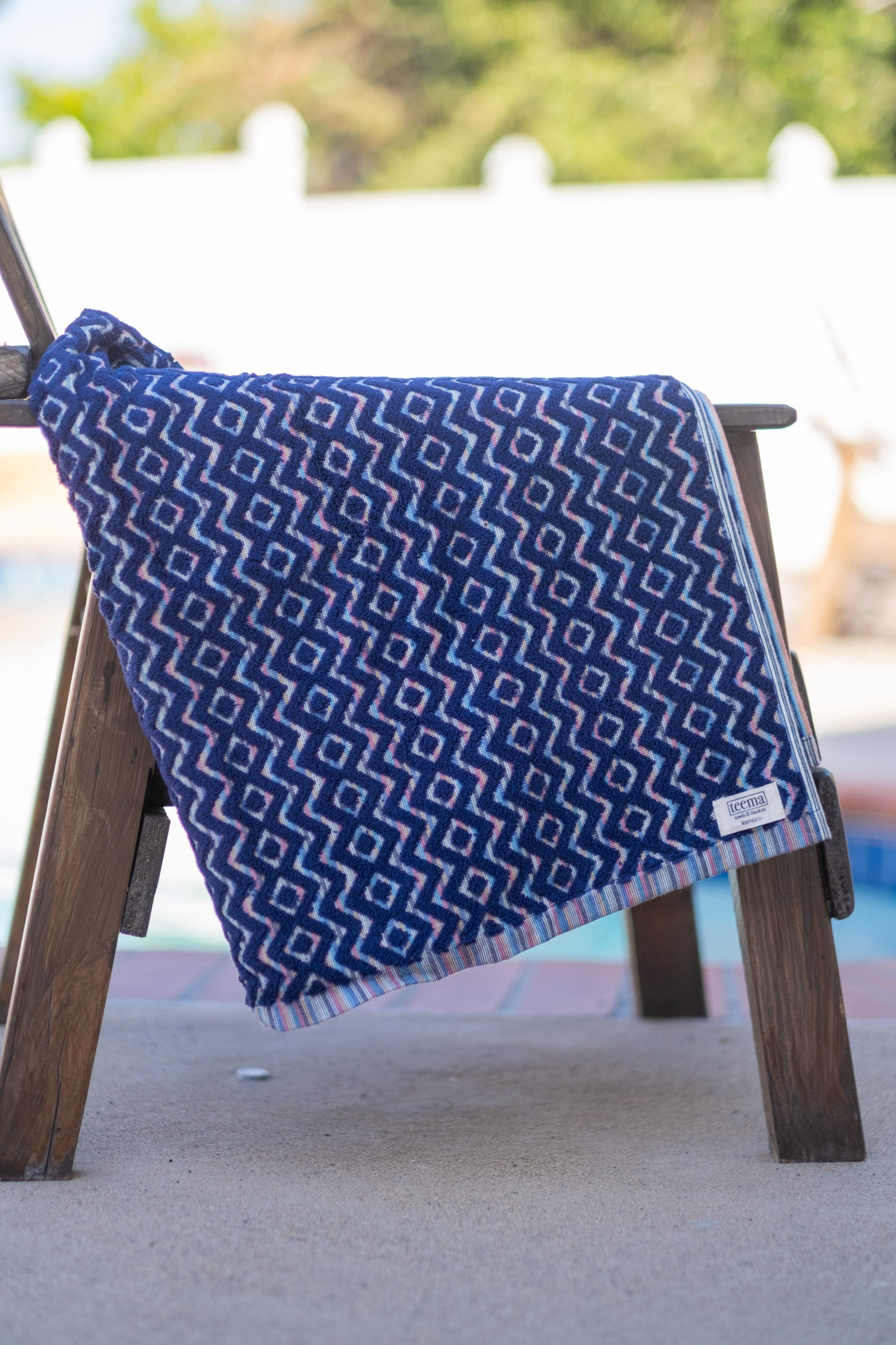 The Motley Bath Sheet in Navy