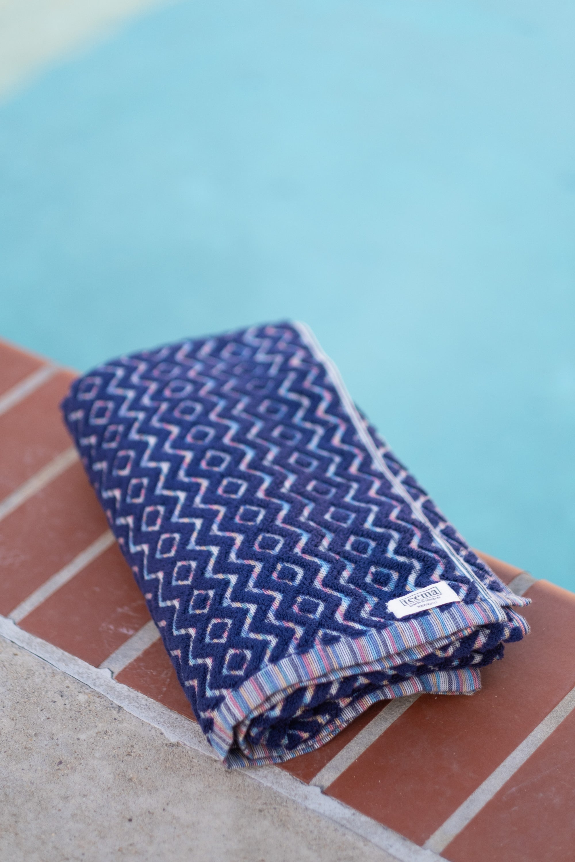 The Motley Bath Sheet in Navy