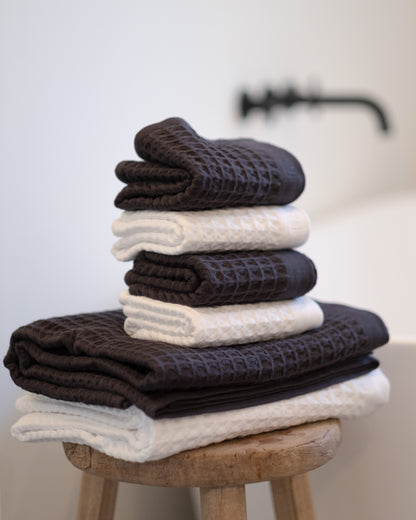 Waffle Turkish Cotton Bath Towels in Charcoal